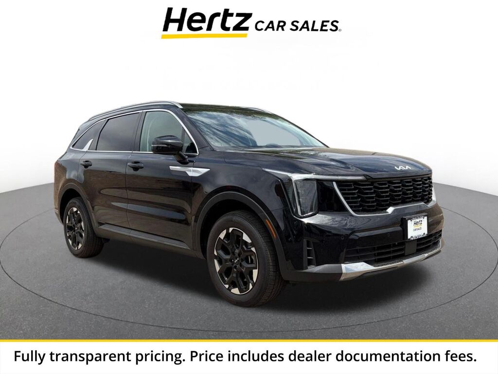 2024 Kia Sorento S — photo 1 of 13