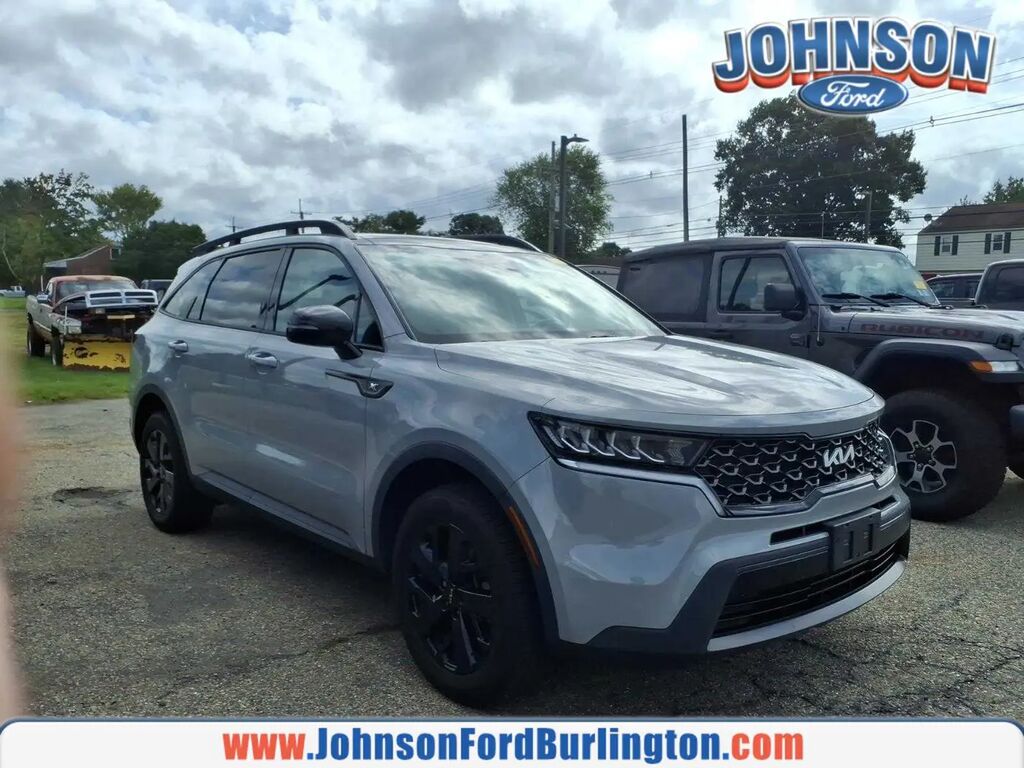 2023 Kia Sorento X-Line S — photo 1 of 9