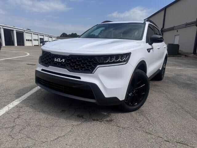 2023 Kia Sorento X-Line S — photo 1 of 13