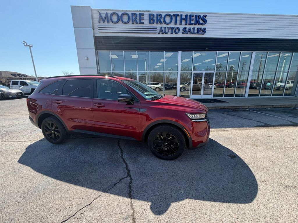 2021 Kia Sorento — photo 1 of 11