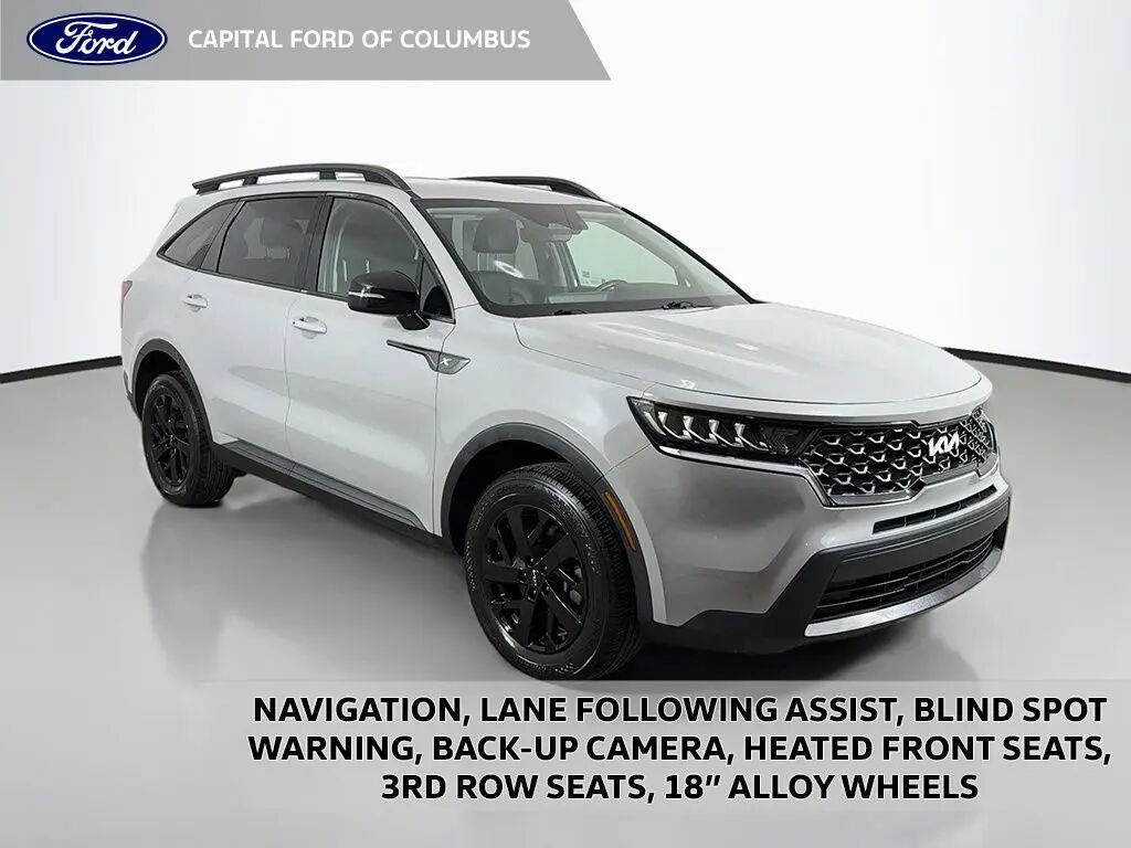 2022 Kia Sorento X-Line S — photo 1 of 11