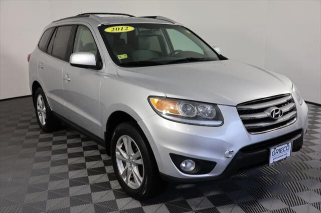 2012 Hyundai SANTA FE SE — photo 1 of 13