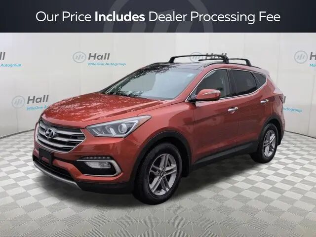 2017 Hyundai SANTA FE Sport 2.4L — photo 1 of 13