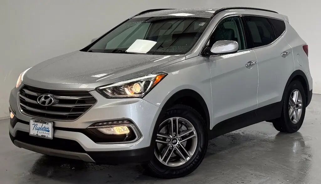 2017 Hyundai SANTA FE Sport 2.4L — photo 1 of 13