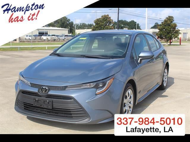 2024 Toyota Corolla LE — photo 1 of 13