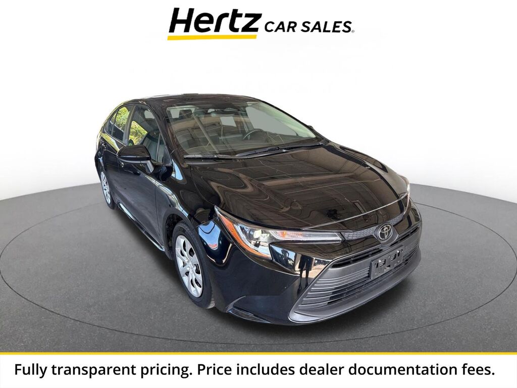 2025 Toyota Corolla LE — photo 1 of 14