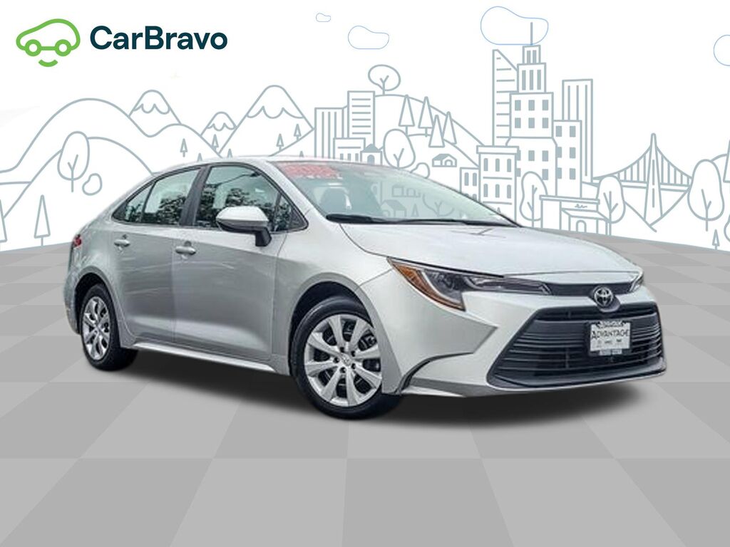 2024 Toyota Corolla LE — photo 1 of 6