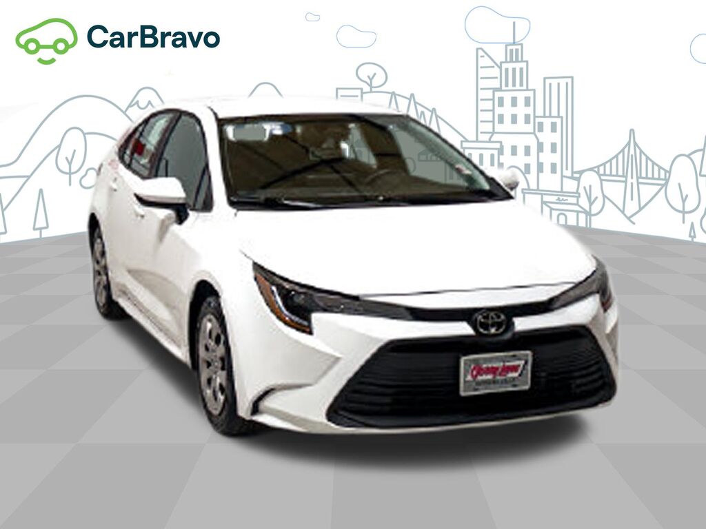 2025 Toyota Corolla LE — photo 1 of 6