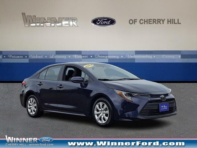 2024 Toyota Corolla LE — photo 1 of 26