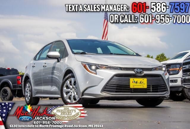 2024 Toyota Corolla LE — photo 1 of 26
