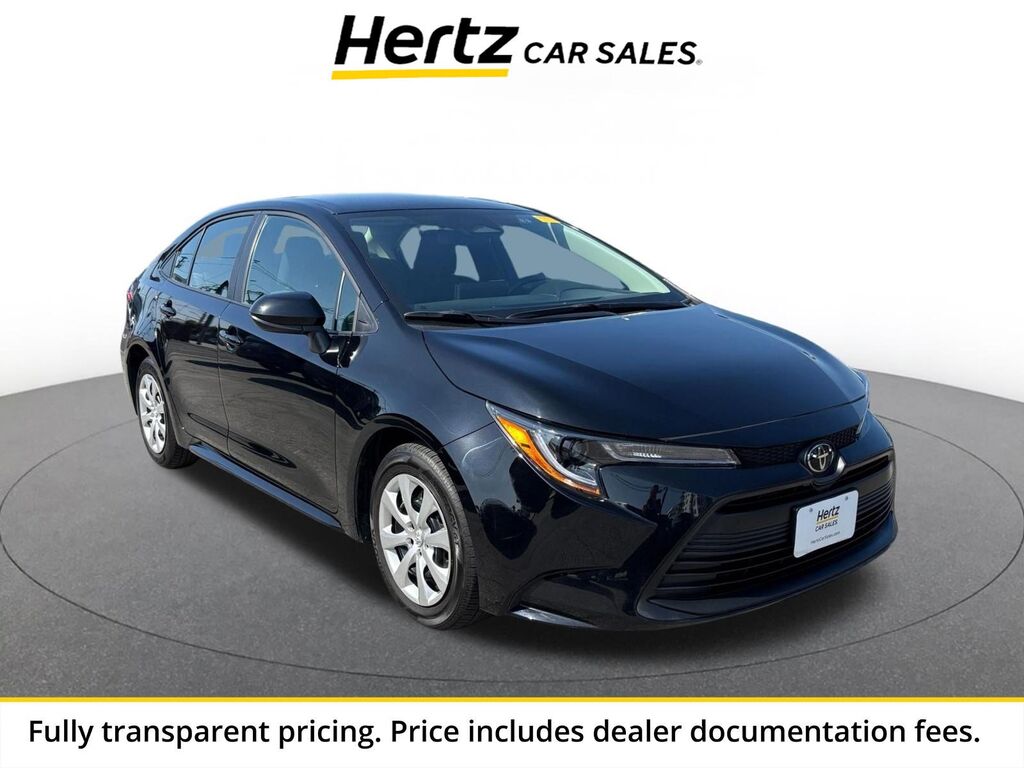 2025 Toyota Corolla LE — photo 1 of 13
