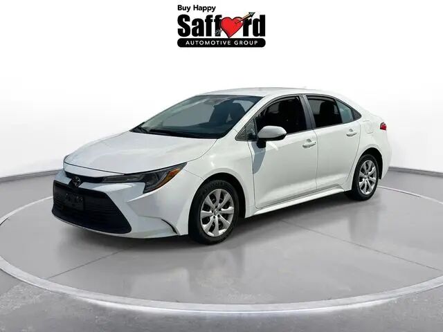 2024 Toyota Corolla LE — photo 1 of 13