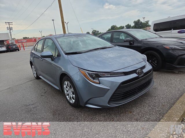2025 Toyota Corolla LE — photo 1 of 1
