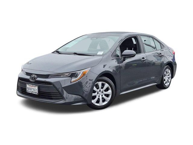2025 Toyota Corolla LE — photo 1 of 1