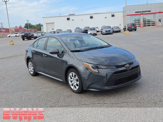 2025 Toyota Corolla LE — photo 1 of 1