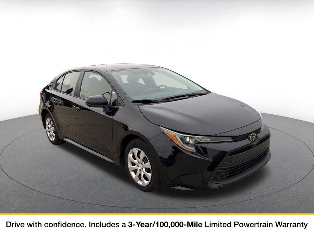 2025 Toyota Corolla LE — photo 1 of 11