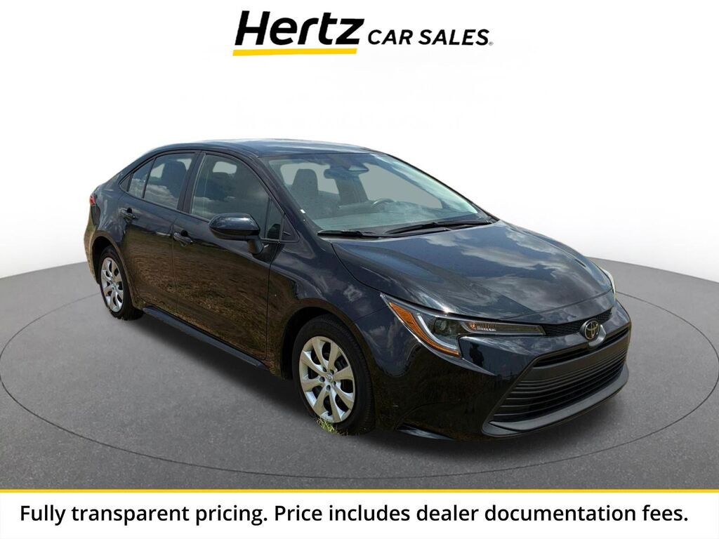 2025 Toyota Corolla LE — photo 1 of 13