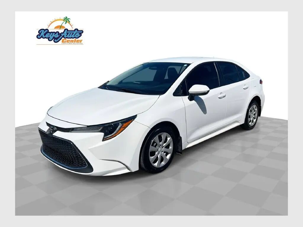 2026 Toyota Corolla LE — photo 1 of 13