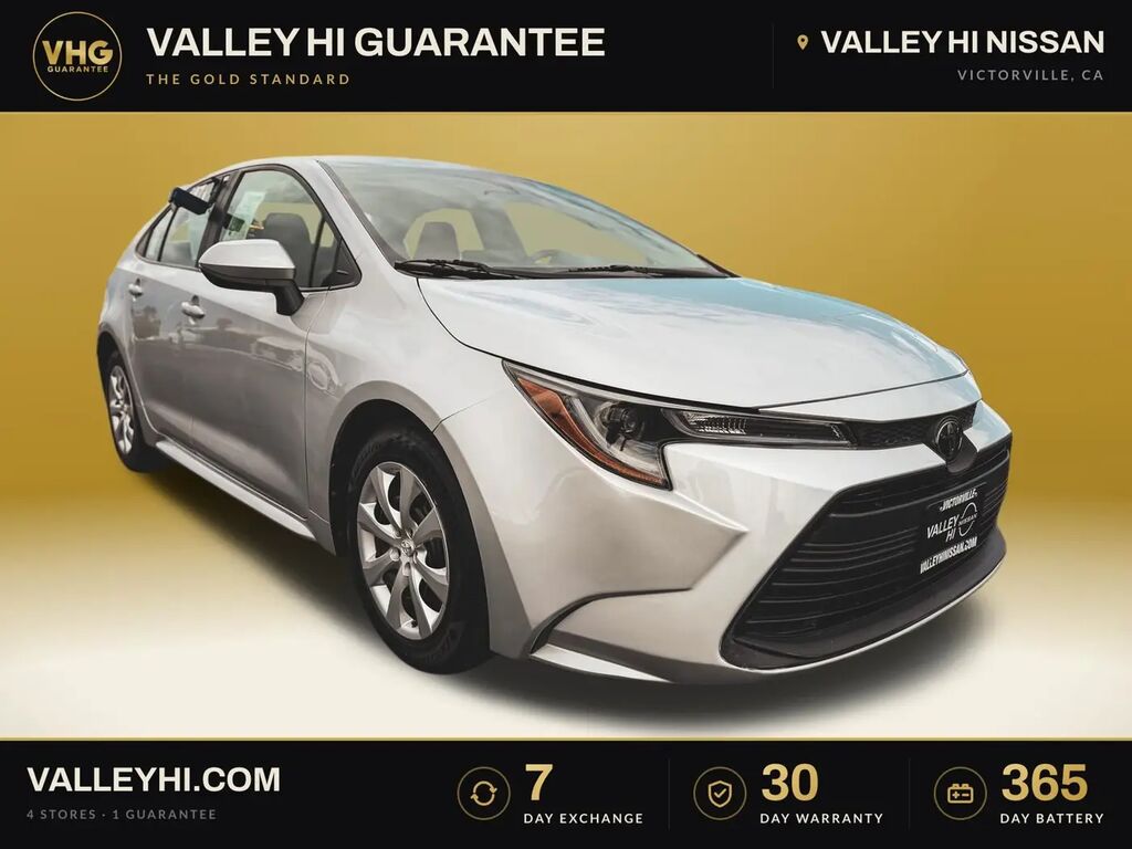 2025 Toyota Corolla LE — photo 1 of 13