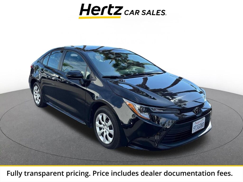 2025 Toyota Corolla LE — photo 1 of 13