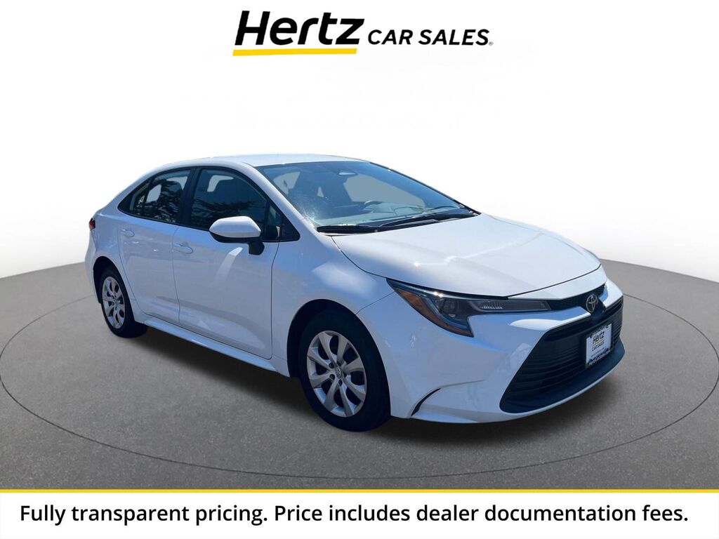 2025 Toyota Corolla LE — photo 1 of 13