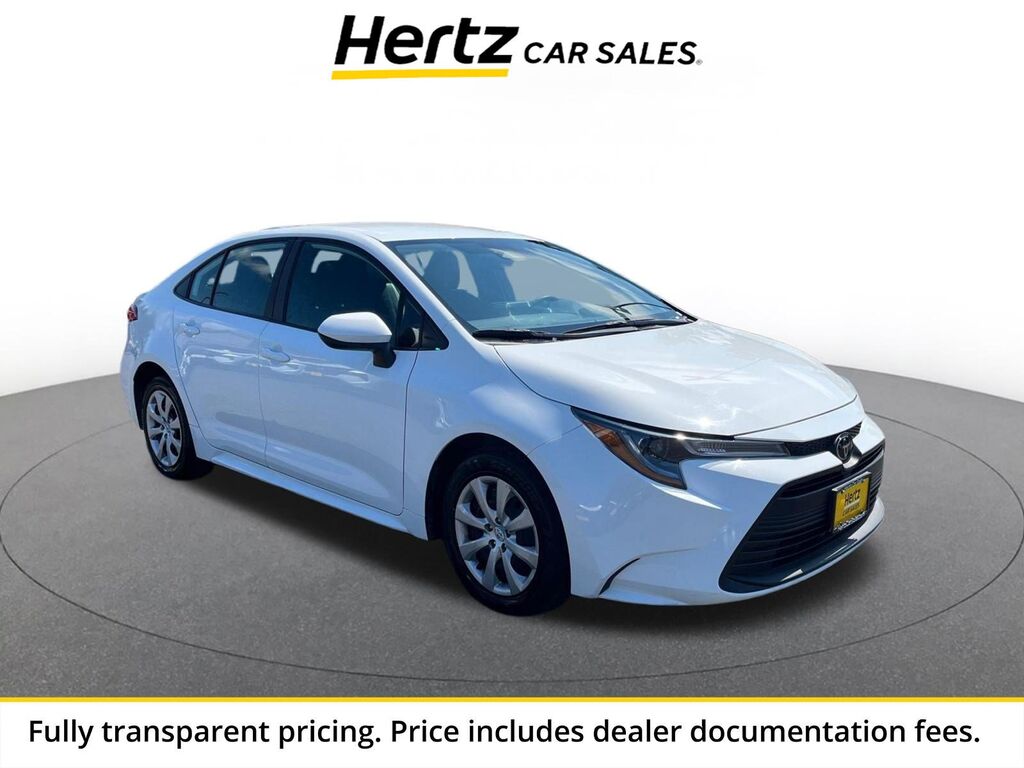 2025 Toyota Corolla LE — photo 1 of 13