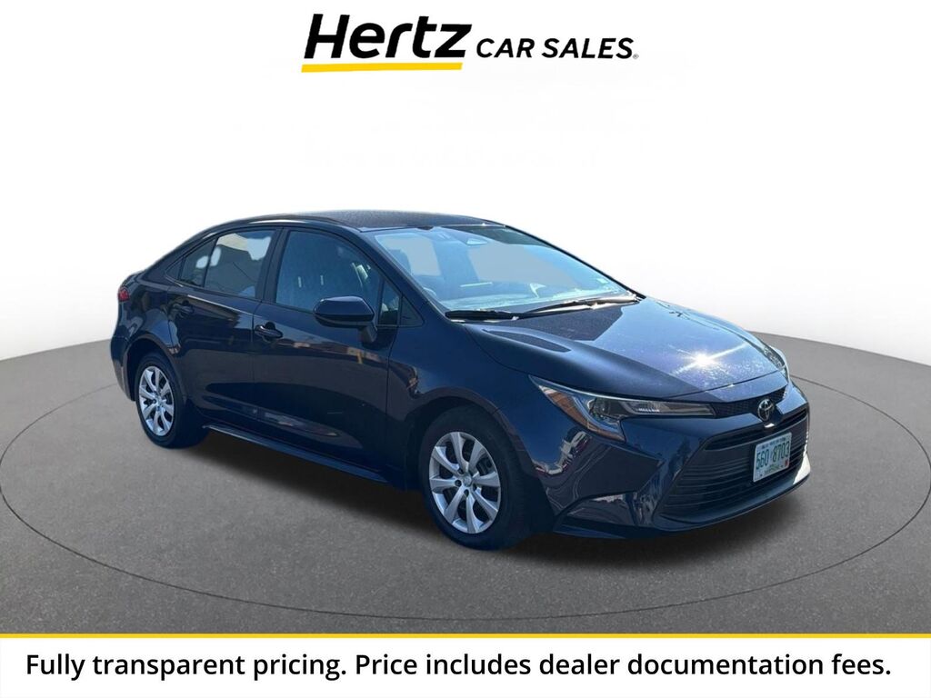 2025 Toyota Corolla LE — photo 1 of 13