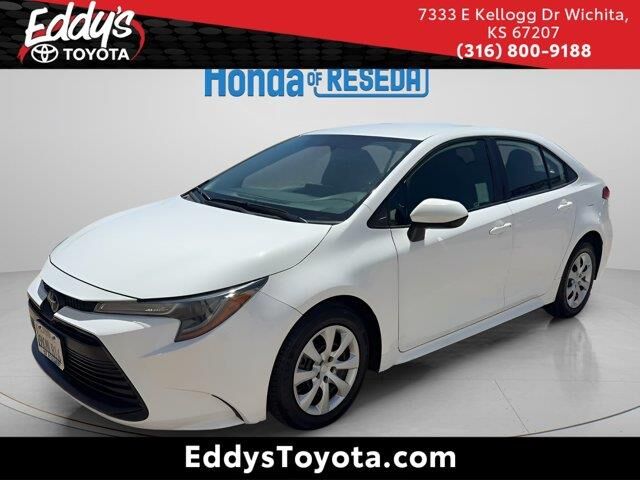 2024 Toyota Corolla LE — photo 1 of 13