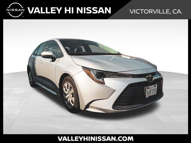 2024 Toyota Corolla LE — photo 1 of 12