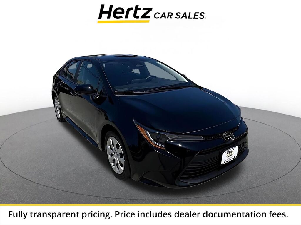 2025 Toyota Corolla LE — photo 1 of 13
