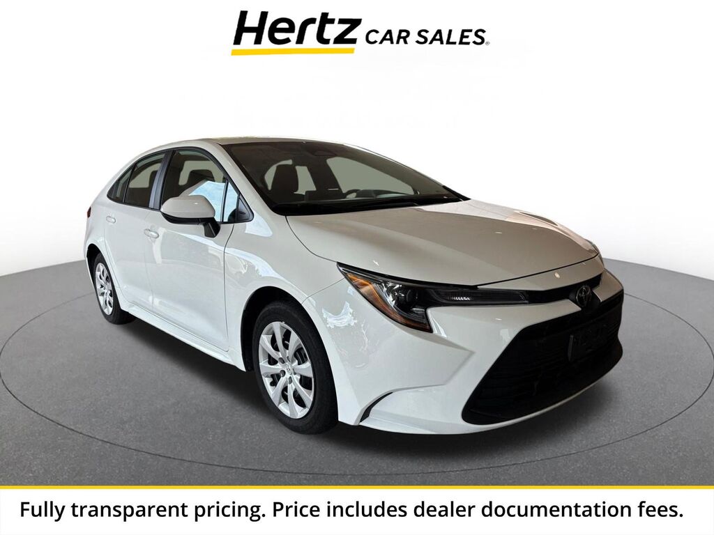 2025 Toyota Corolla LE — photo 1 of 13
