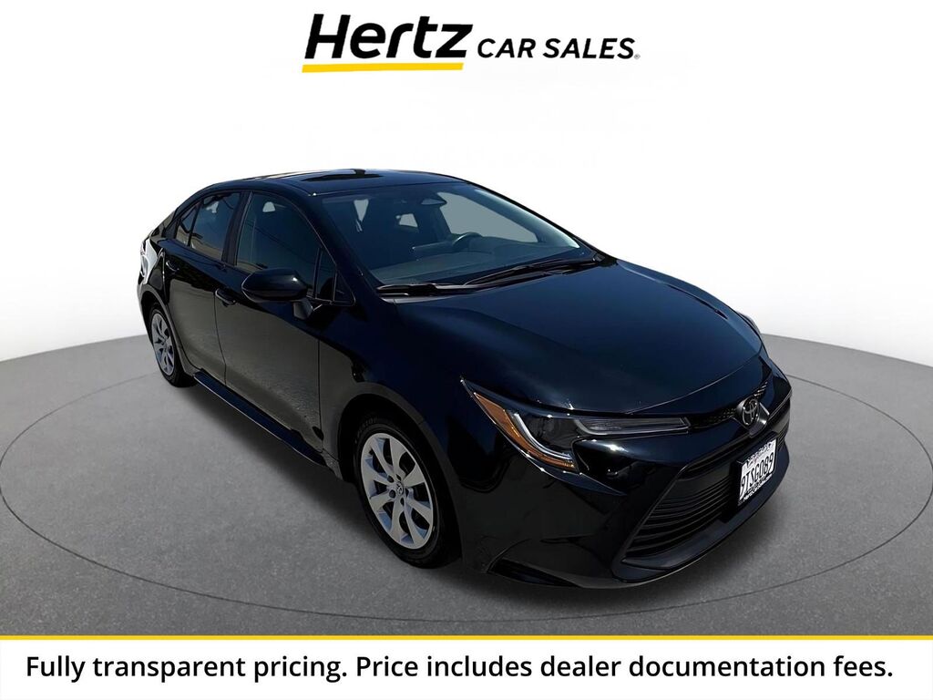 2025 Toyota Corolla LE — photo 1 of 13