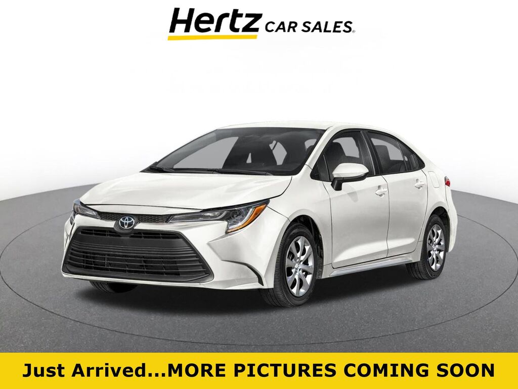 2025 Toyota Corolla LE — photo 1 of 17