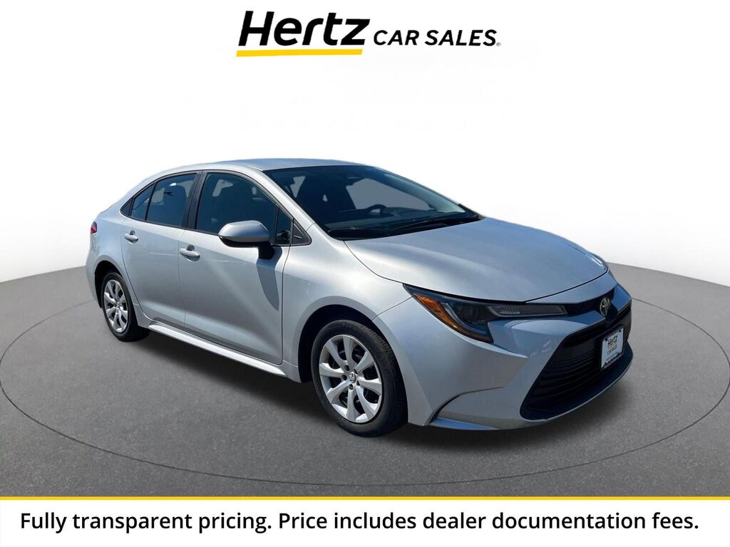 2025 Toyota Corolla LE — photo 1 of 13