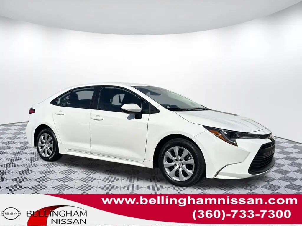 2023 Toyota Corolla LE — photo 1 of 13