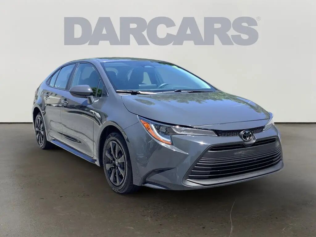 2024 Toyota Corolla LE — photo 1 of 27