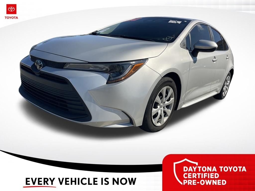 2024 Toyota Corolla LE — photo 1 of 13