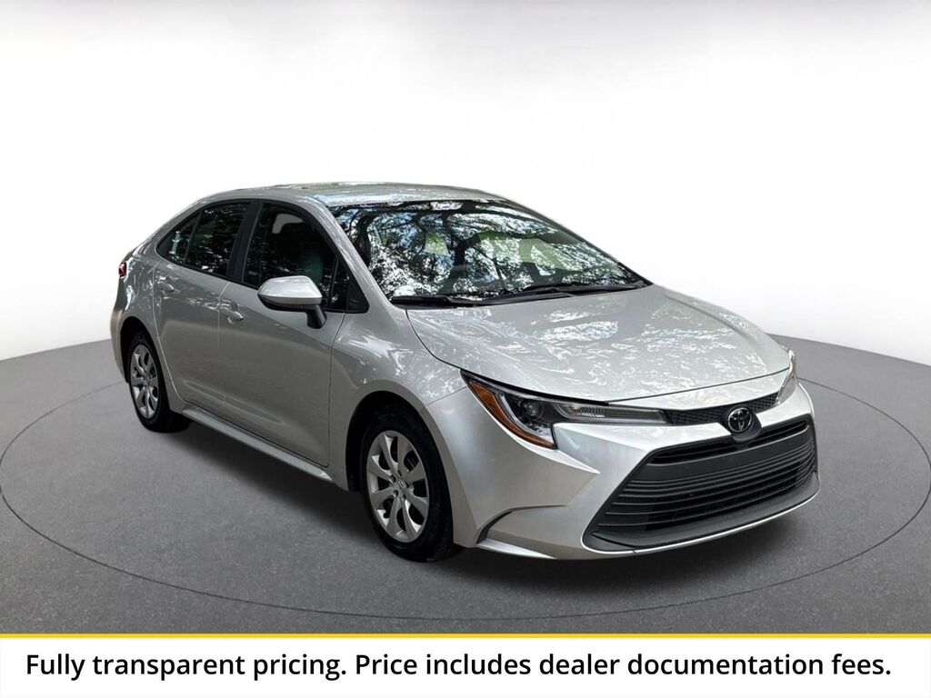 2025 Toyota Corolla LE — photo 1 of 23