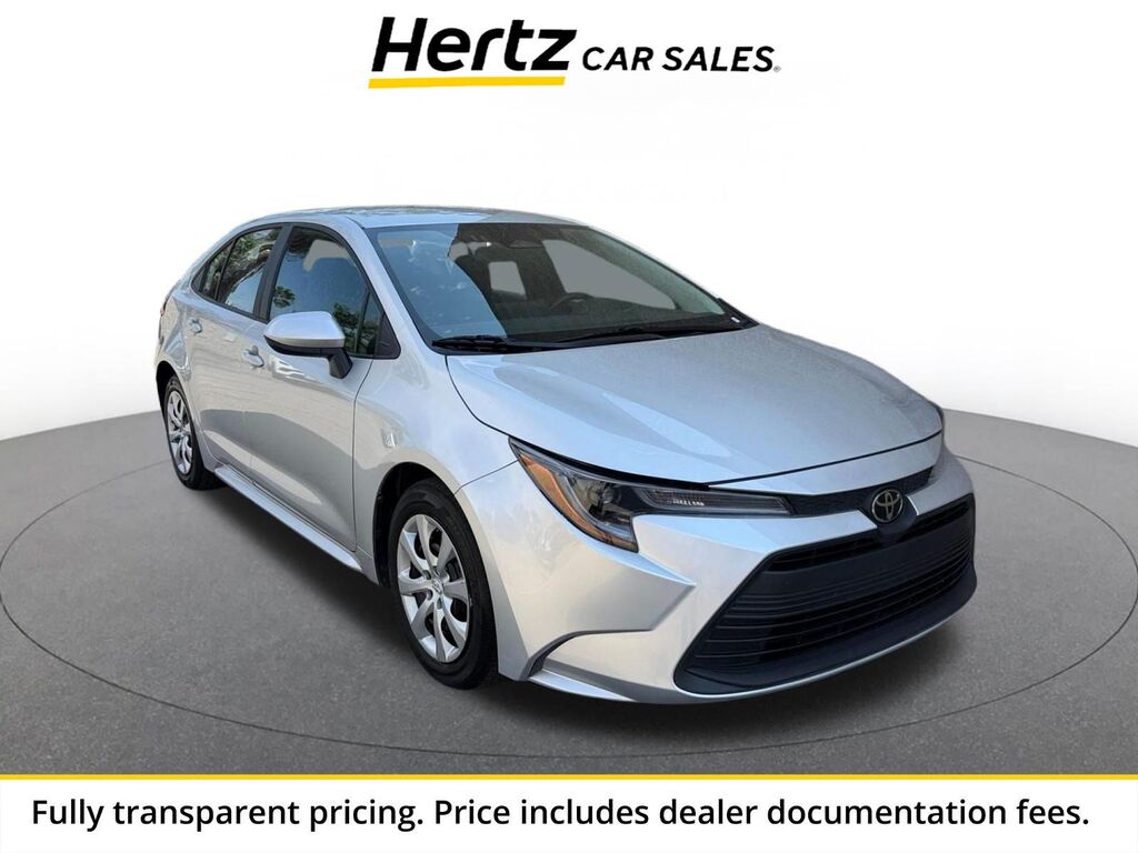 2025 Toyota Corolla LE — photo 1 of 13