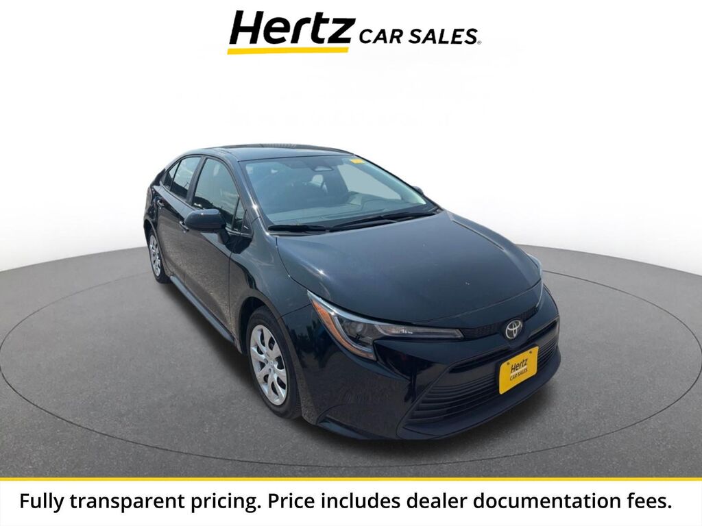2025 Toyota Corolla LE — photo 1 of 11