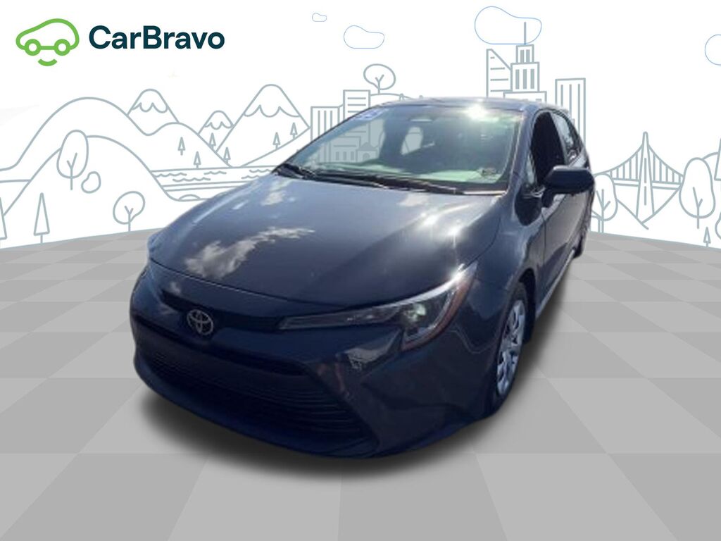 2025 Toyota Corolla LE — photo 1 of 7