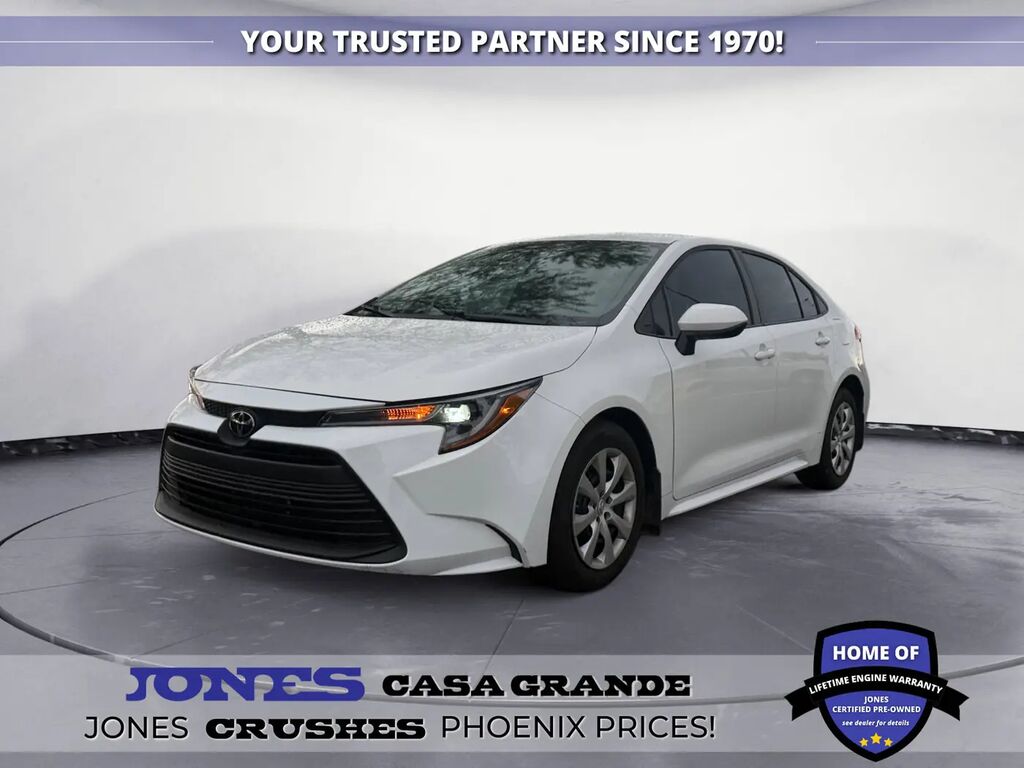 2026 Toyota Corolla LE — photo 1 of 13