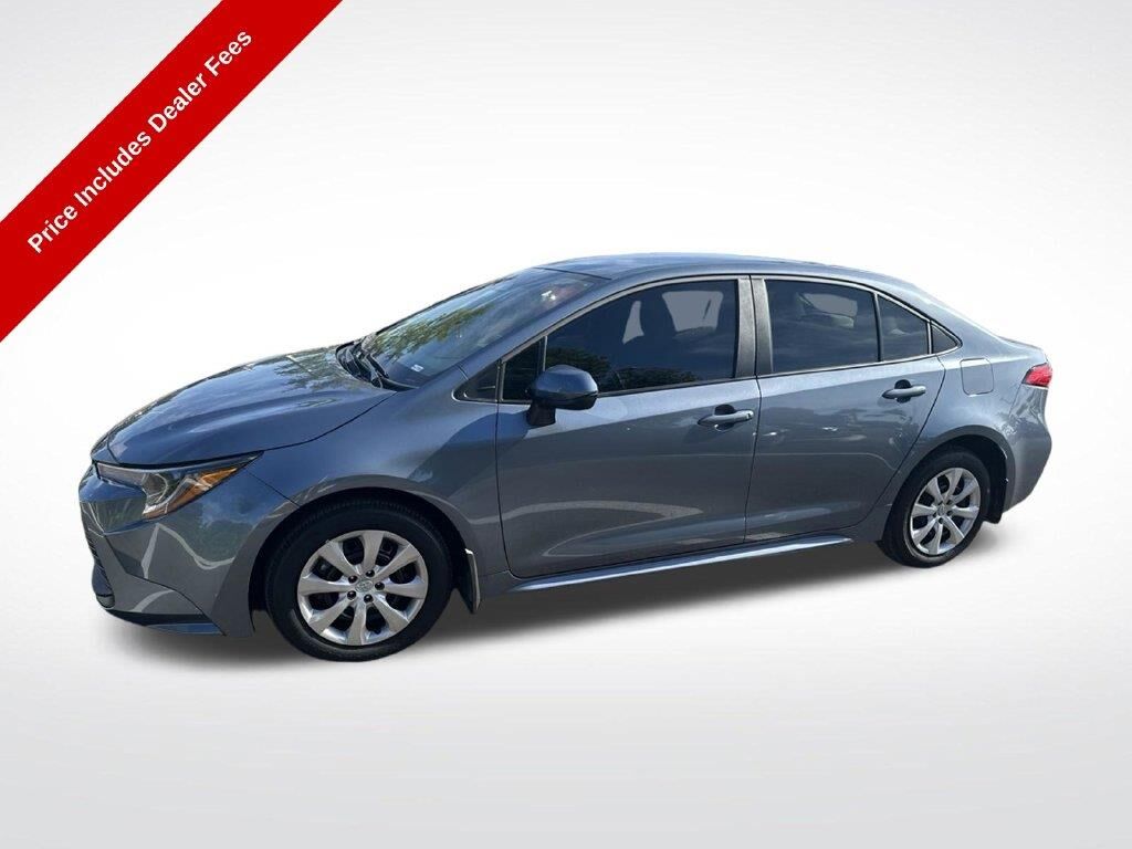 2026 Toyota Corolla LE — photo 1 of 13