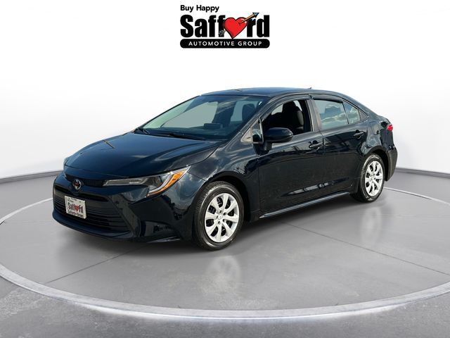 2024 Toyota Corolla LE — photo 1 of 13