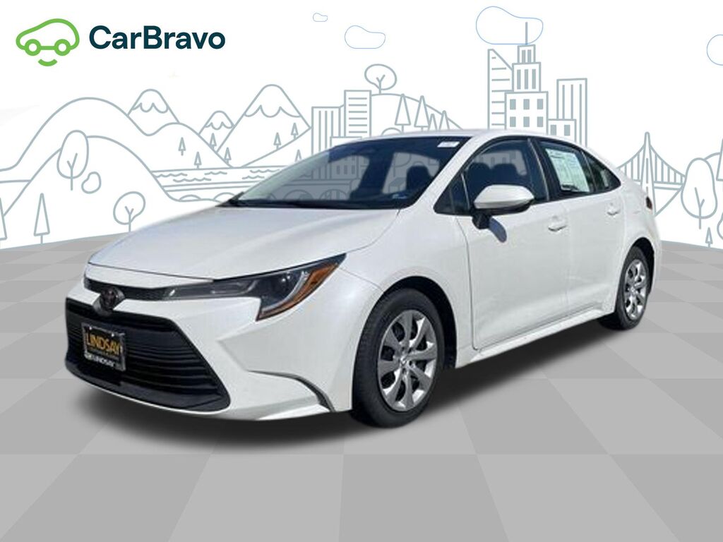 2025 Toyota Corolla LE — photo 1 of 6