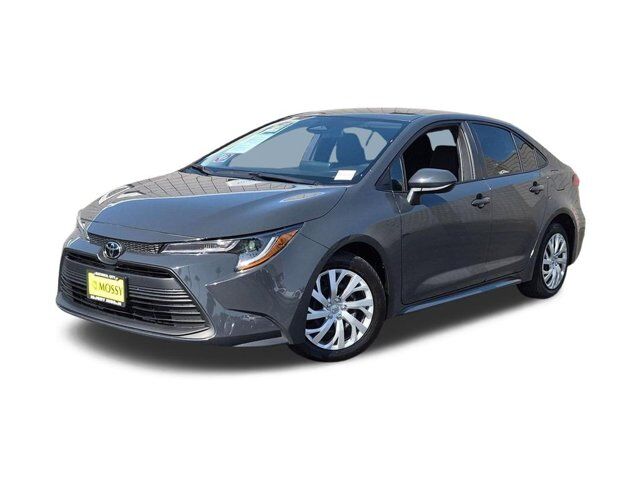 2025 Toyota Corolla LE — photo 1 of 1
