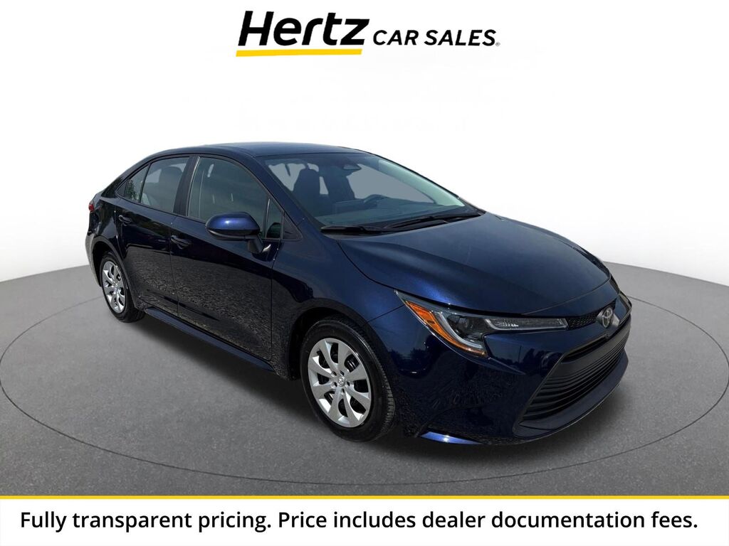 2025 Toyota Corolla LE — photo 1 of 13