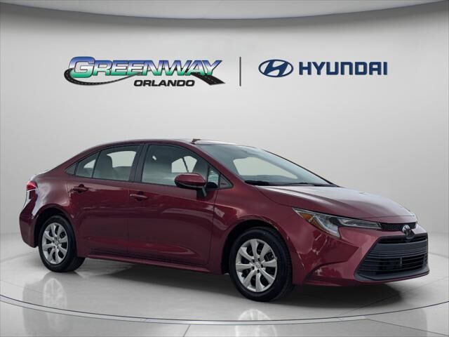2024 Toyota Corolla LE — photo 1 of 1