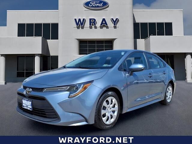 2025 Toyota Corolla LE — photo 1 of 26
