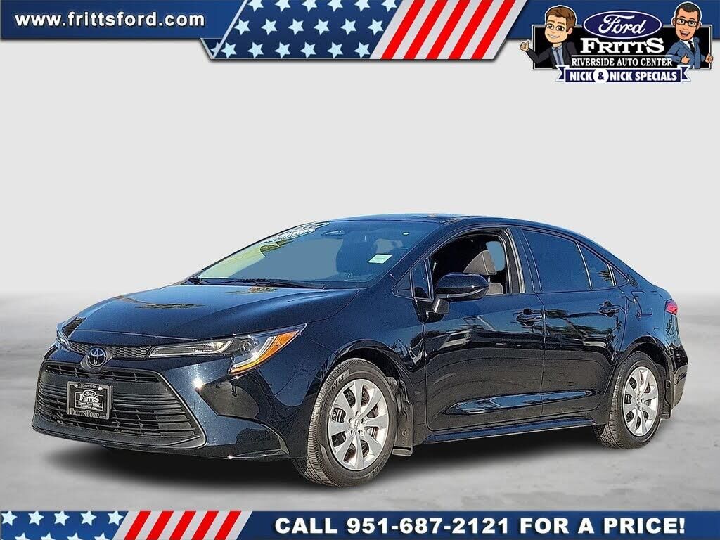 2025 Toyota Corolla LE — photo 1 of 1